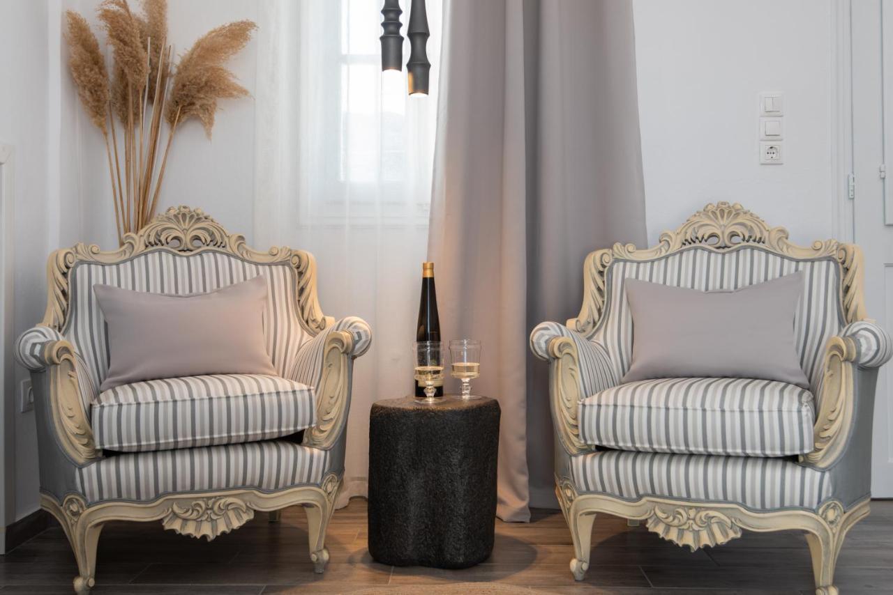 Miles Away Luxury Apartments Platis Gialos  Esterno foto