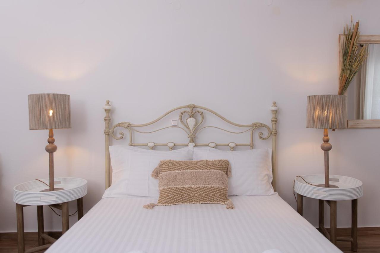Miles Away Luxury Apartments Platis Gialos  Esterno foto