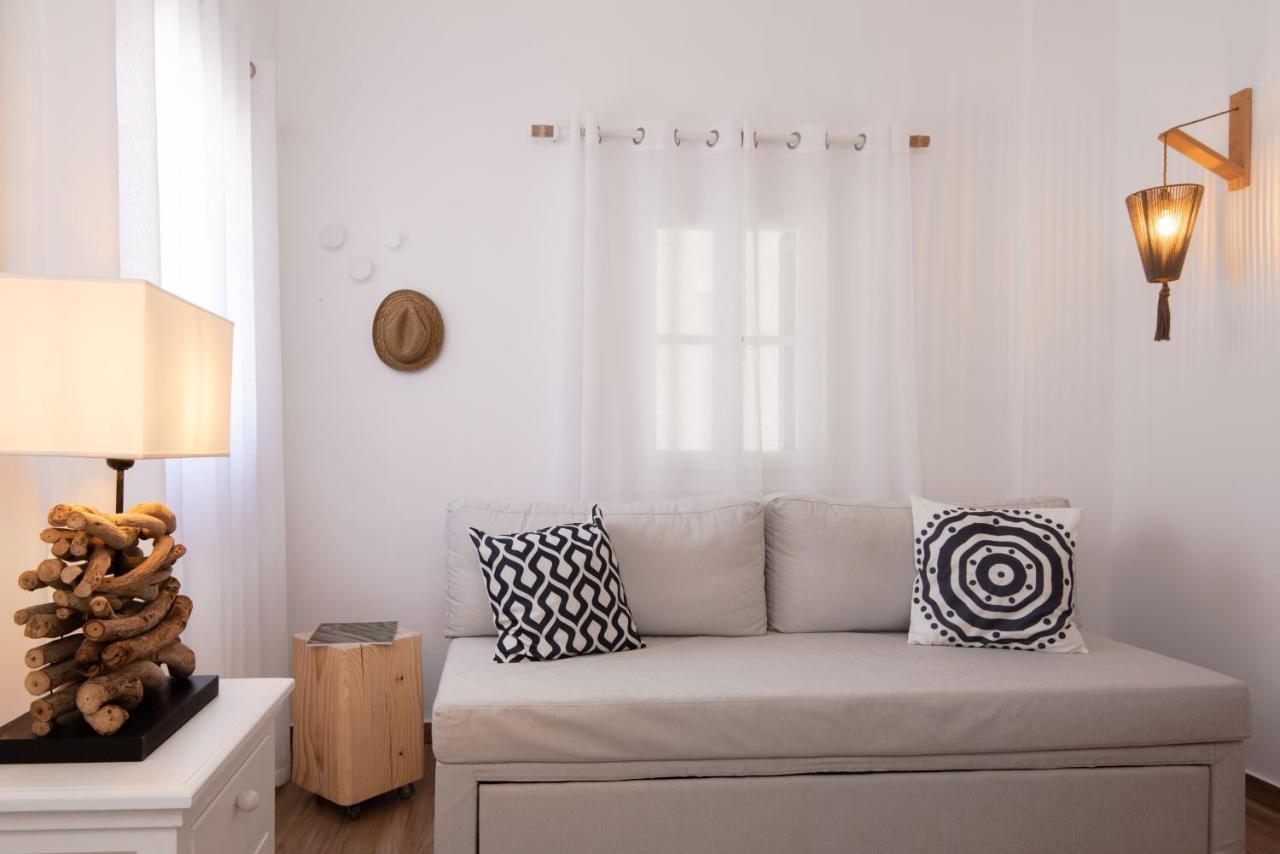 Miles Away Luxury Apartments Platis Gialos  Esterno foto